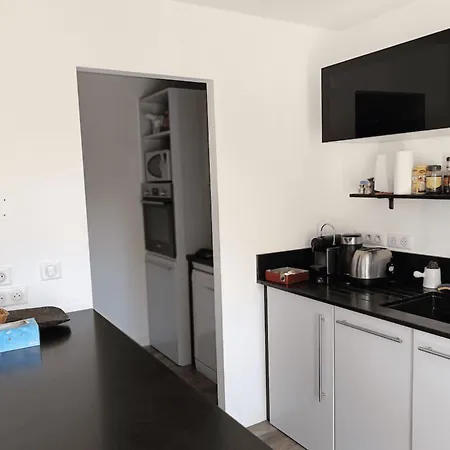 Holiday home Spacious House With Pool In Cabasson