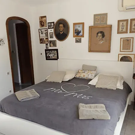 Spacious House With Pool In Cabasson *